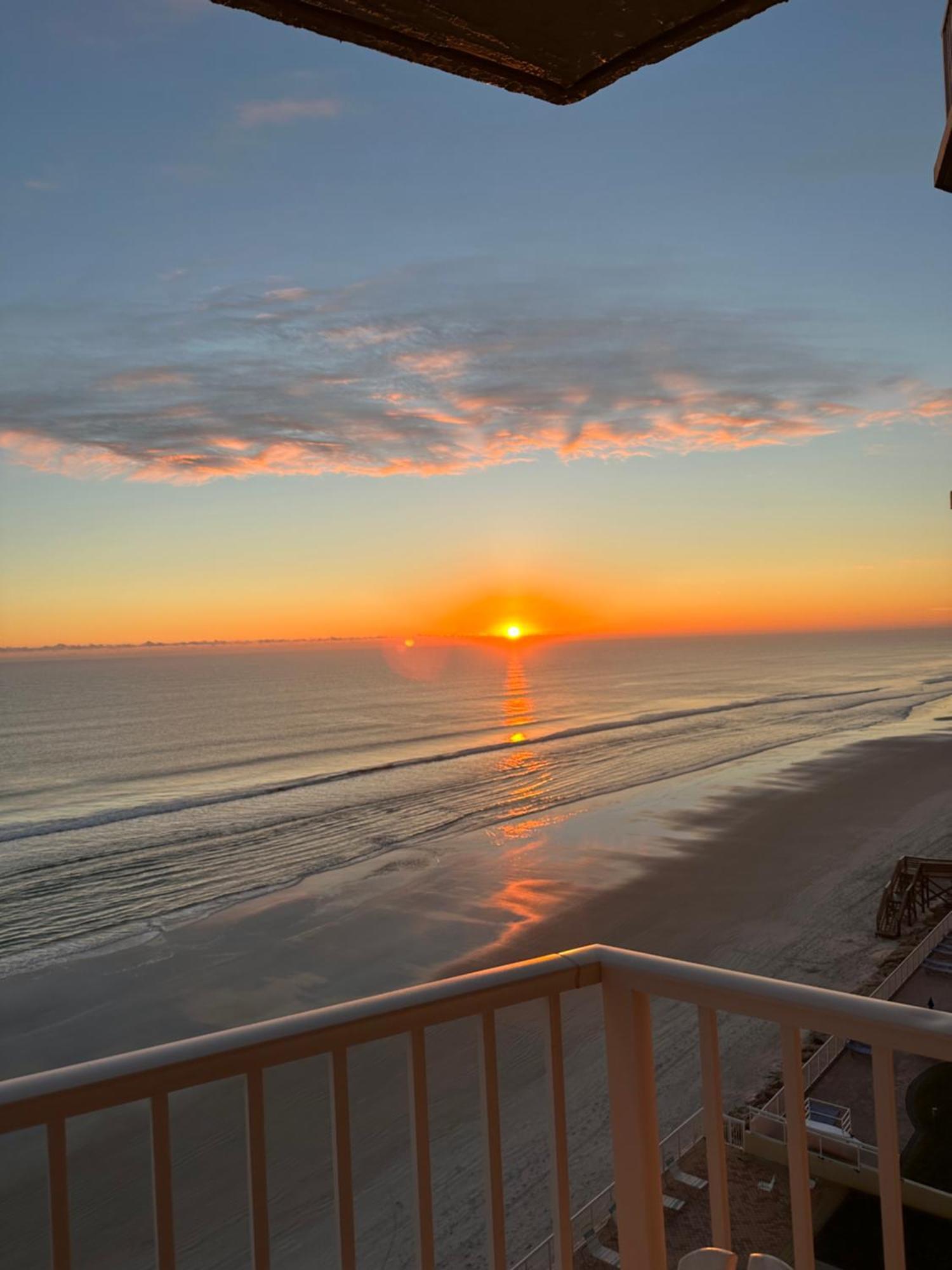 Daytona Beach Shores Ocean Front Balcony 2Beds 2Ba King Ste And 2Queens - Shores Club 805 외부 사진